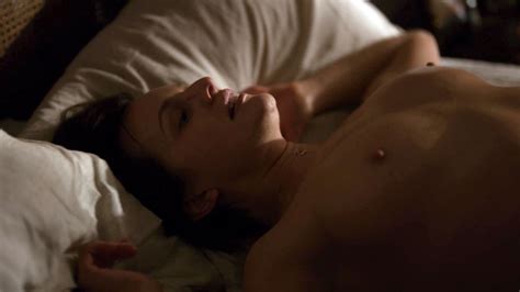Naked Elisabeth Moss In Top Of The Lake