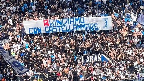 Contestazione Dei Tifosi Del Napoli A Casa Contro Frosinone Napoli