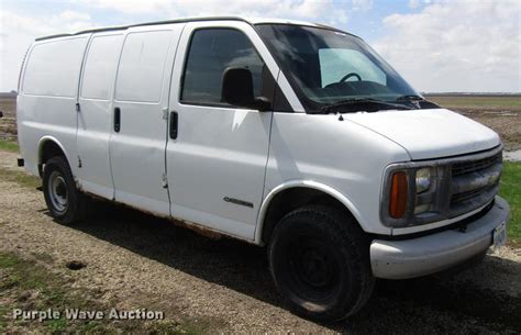 2000 Chevrolet Express G3500 Van In Arcola Il Item Df7937 Sold