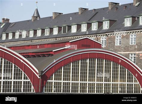 architecture of train station in copenhagen Stock Photo - Alamy