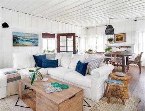 20+ Small Beach Cottage Interiors – The Urban Decor