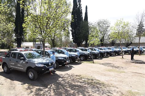 El ETAC sumó 25 camionetas para la prevención y combate de incendios