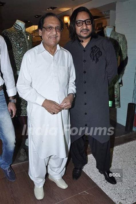 Ghulam Ali With His Son Aamir Ali Photo