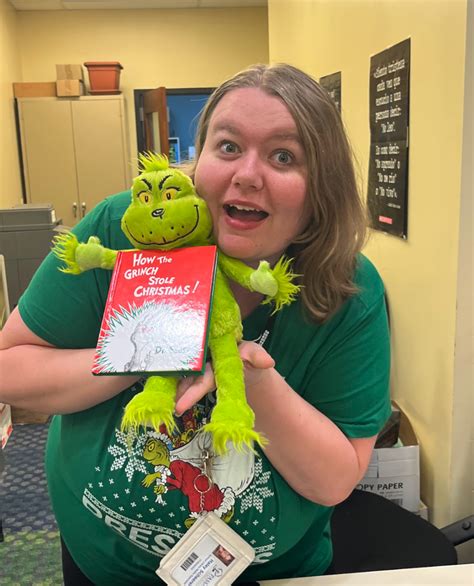 PHOTOS Prep Staff Dresses Up For Grinch Day The Boulevard Online