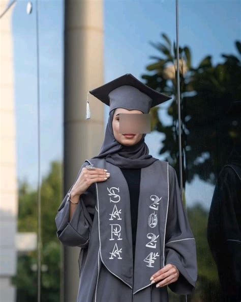 مصممة عبايات تخرج 2024🎓 تفصيل حسب الطلب خصم للمجموعات المملكه العربيه