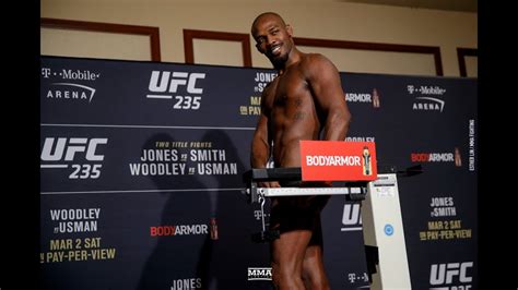 Ufc 235 Weigh Ins Jon Jones Makes Weight Strikes Poses Mma Fighting Youtube