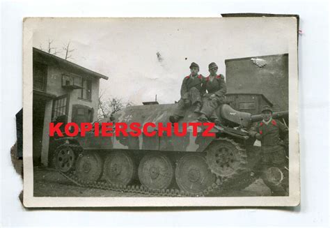 Foto Panzer Tank Tarnfarben Camo Mit Soldaten Un Postimages