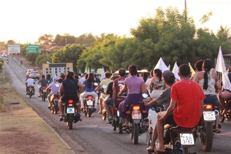 Carreata em apoio a Dogim Félix reúne cerca de 2300 veículos entre