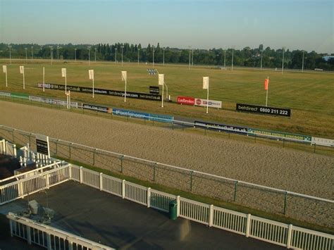 Dunstall Park Racecourse Wolverhampton © Derek Harper Geograph