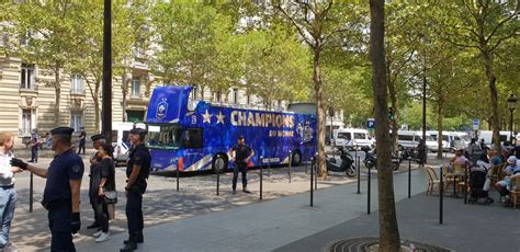 Coupe Du Monde 2018 A Quoi Ressemblera Le Bus Des Bleus Pour Le