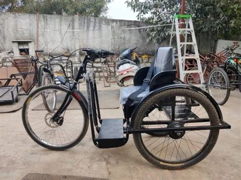 Black Wheel Battery Operated Handicapped Tricycle At In Hyderabad