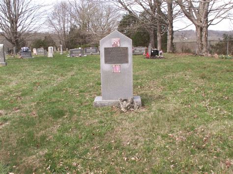 Boston Cemetery In Sulphur Well Kentucky Find A Grave Cemetery