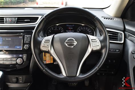 รถมือสอง Nissan X Trail 20 ปี 2016 V Hybrid 4wd Suv