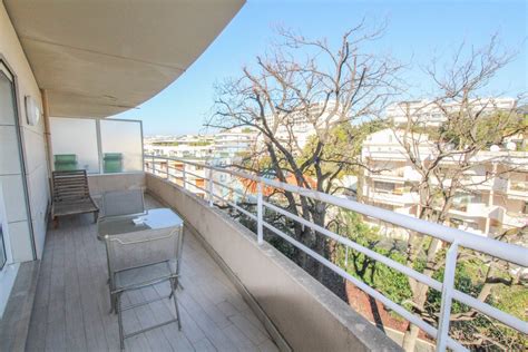 Vente Cannes Montfleury Vaste Studio Avec Cave Et Parking S Sol