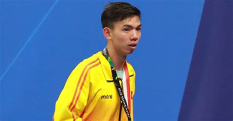 Hot boy bơi lội Huy Hoàng giành tấm vé dự Olympic 2020 đầu tiên của Việt Nam