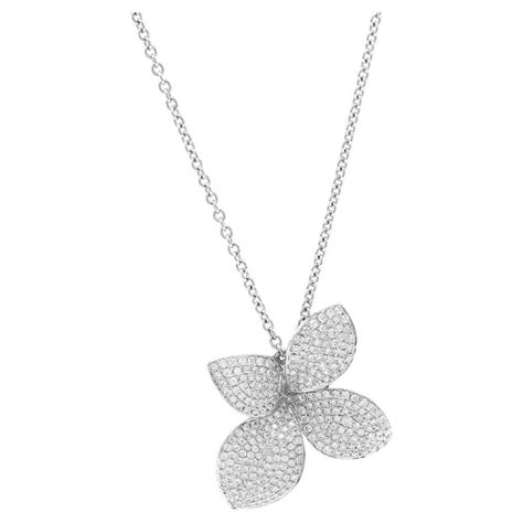 176cttw Pave Set Round Cut Diamond Flower Pendant Necklace 18k White Gold For Sale At 1stdibs