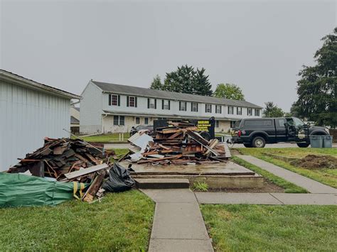 Construction Debris Removal Heavy Load Hauling
