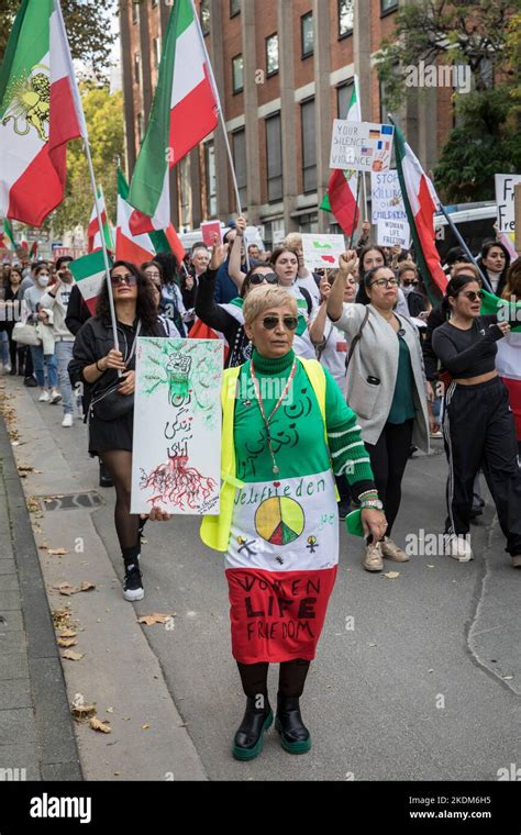 Demonstration Und Kundgebung In Solidarit T Mit Protestierenden Frauen