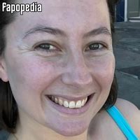 Avanie Nude Leaks Fapopedia