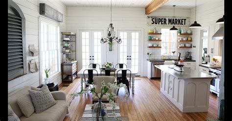 Chip And Joanna Gaines Fixer Upper Home Tour In Waco Texas