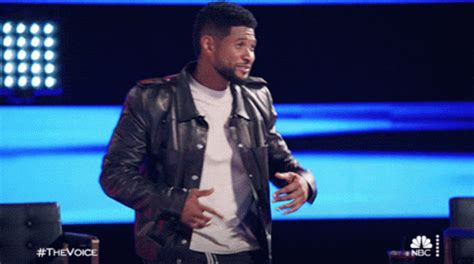 Dancing Usher GIF - Dancing Usher The Voice - Discover & Share GIFs