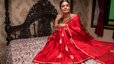 Best Banarasi Silk Saree Manufacturers In Varanasi Jds Varanasi