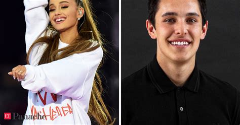 Ariana Grande Divorce Ariana Grande And Dalton Gomez Officially