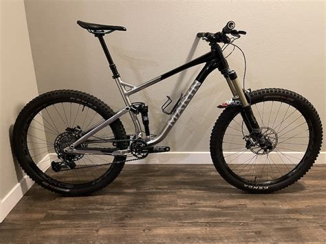 Marin Rift Zone For Sale