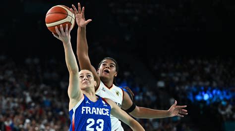 France Allemagne Les Bleues S Imposent Sans Trembler Et Se Qualifient