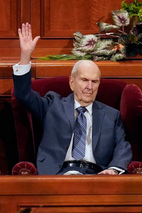 At 97 Mormon President Becomes Oldest In Church History The Independent