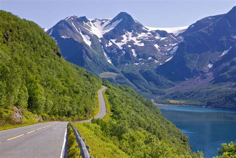 Bodo and the Lofoten Islands | Holidays 2025/2026 | Best Served Scandinavia