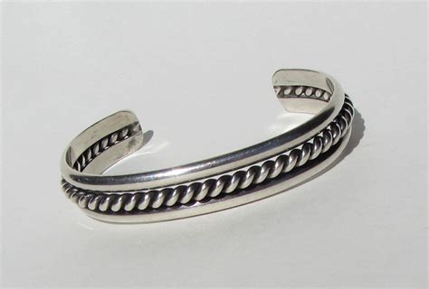 Vintage Classic Navajo Sterling Silver Cuff Bracelet With Rope Twist