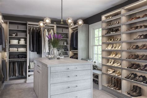 Chic Dressing Room Brooklyn Ny Classique Chic Armoire Et