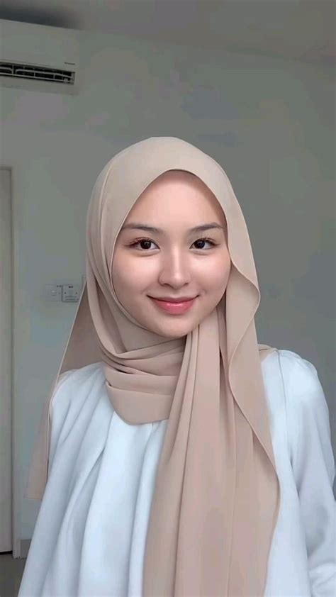 Pin Oleh Frdymoon Di Shes Outfit Tutorial Hijab Pashmina Tutorial