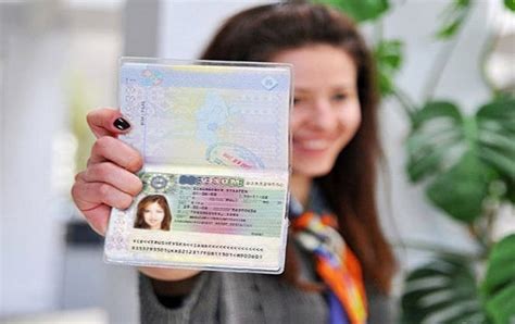 Рабочая виза в Чехию для россиян в 2025 году: самостоятельное оформление