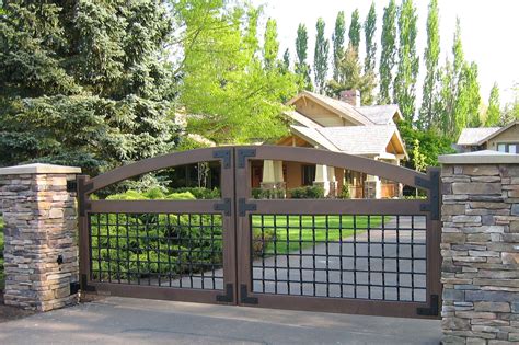 Emerald Ironworks A Premiere Driveway Gate And Architectural Iron