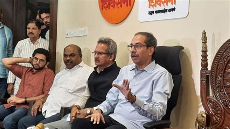 Uddhav Thackeray Slams Eknath Shinde Says Bow And Arrow Symbol Of