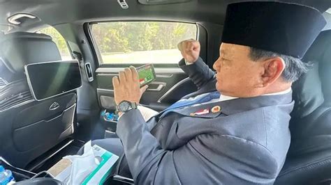 Prabowo Sempatkan Nonton Timnas Indonesia Vs Arab Saudi Di Mobil Saat