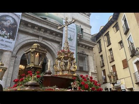 La fiesta de la Invención de la Santa Vera Cruz se escenifica en