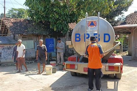 Dampak Kemarau Panjang 20 000 Warga Gunungkidul Kesulitan Air Bersih