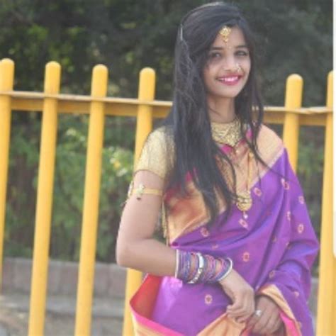 Desi Bhabhi Supar Hot Cute Me Chillane Lagi Air Pane Nikal Dia Xhamster