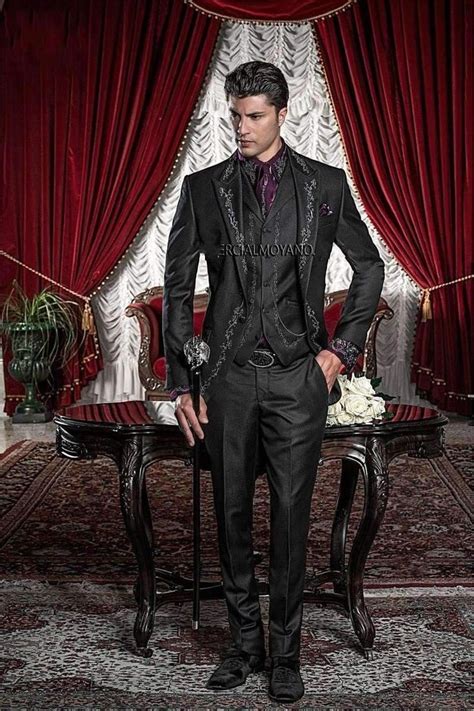 Style Black Silver Gray Embroidery Groom Tuxedos Groomsmen Men S Wedding Prom Suits Bridegroom