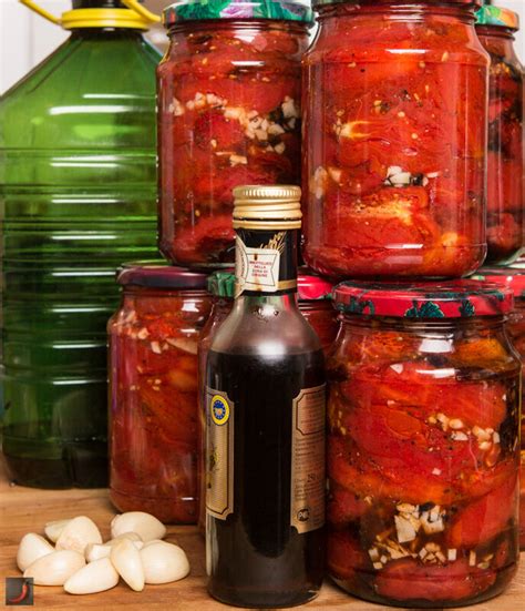 Заготовки, ч.4. ВЯЛЕНЫЕ ТОМАТЫ.: shipilevsky — LiveJournal