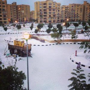 Nevicata Epocale In Egitto La Neve Imbianca Il Cairo Non Succedeva