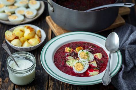 Botwinka Z Pieczonymi Ziemniakami I Jajkiem Zupa Botwinkowa Receita