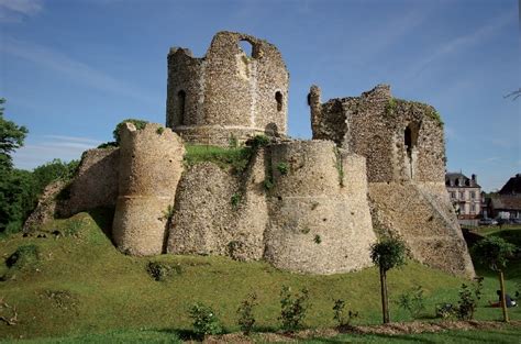 Lâge Dor Des Châteaux Forts Normands De La Motte Castrale Au Donjon