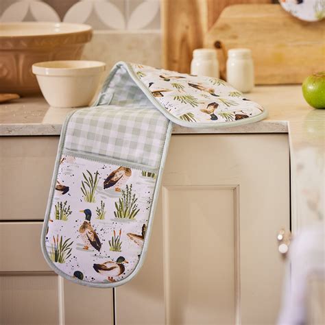 Ulster Weavers Farmhouse Ducks Double Oven Glove In Sage Low Price