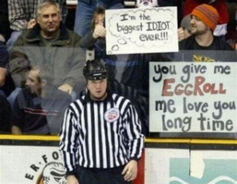 34 Funny Sports Signs That Deserve Some Kind Of Trophy