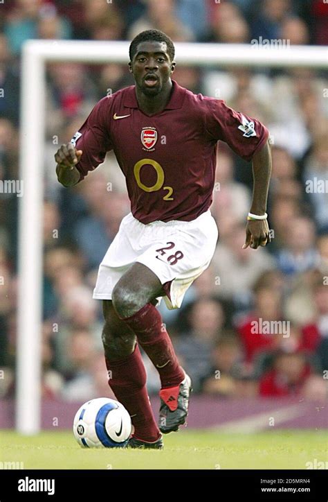 Kolo Toure Arsenal Stock Photo Alamy