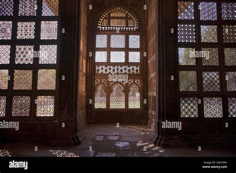 Carved Stone Lattices Or Jaalis Tomb Of Mohammad Ghaus Gwalior